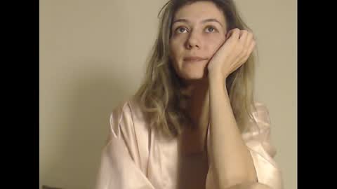 Deelightfull online show from February 12, 6:30 pm