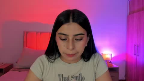 deepthroat_sweet online show from April 15, 12:36 am