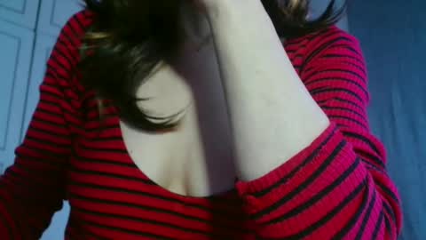 KamiDevi online show from December 16, 4:13 pm