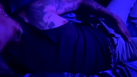 deeznutz4u6969 online show from July 18, 4:31 pm