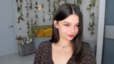 DegreeOfSincerity online show from November 9, 2:04 am