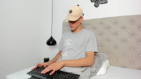 DEIVY online show from February 6, 7:51 pm