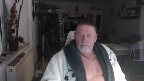 deinprinz2312 online show from October 27, 5:07 am