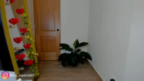 deisymadrid online show from June 2, 9:28 pm