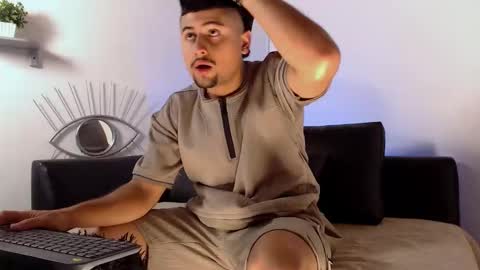  DEIVY  online show from November 18, 11:15 pm