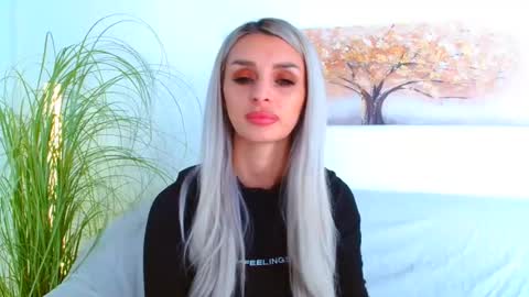 Snapshot of deliciaalove chatting on February 26, 7:42 pm deliciaalove online show from February 26, 7:42 pm