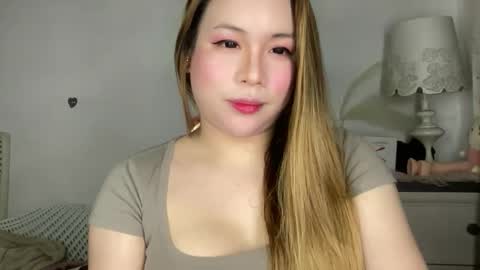 iyalicious online show from November 11, 9:17 pm