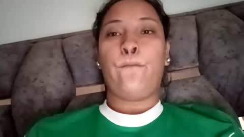 Sarah online show from June 5, 3:39 pm