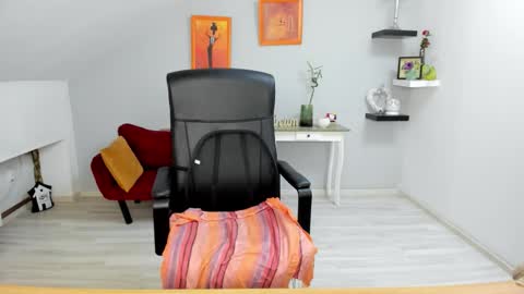 DeliciousLolly online show from September 29, 3:38 am