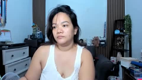 delightfulcurvy online show from January 8, 8:20 am