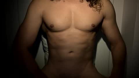 dellamoro online show from April 23, 8:10 pm