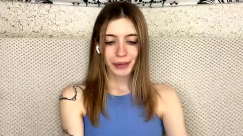 Sia online show from April 19, 8:04 am