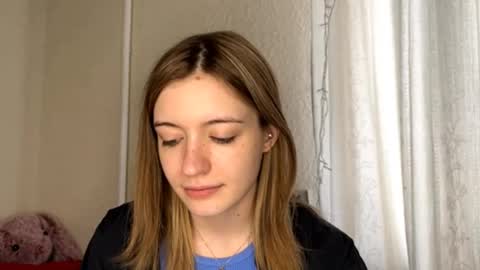 Sia online show from February 1, 12:46 pm