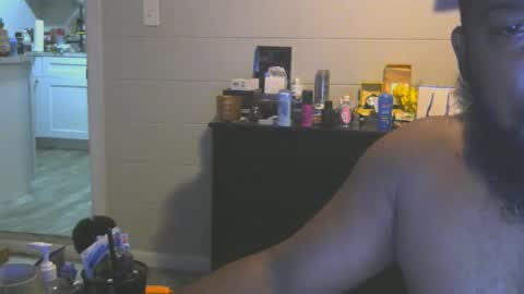 Snapshot of delta7012 chatting on December 29, 2:38 am delta7012 online show from December 29, 2:38 am