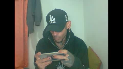 demon_rose_ online show from May 25, 1:55 am