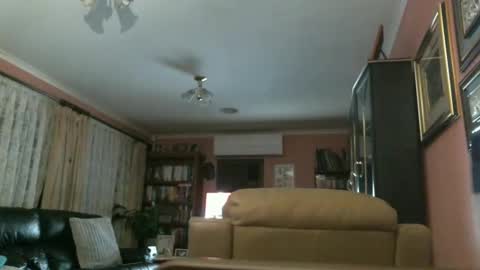 demotron online show from January 8, 10:26 am