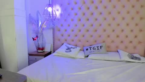denisse_logan online show from May 14, 3:16 am