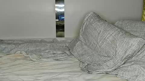 Den online show from January 30, 7:37 pm