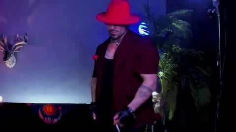 dennis_cox_ online show from March 25, 8:43 am