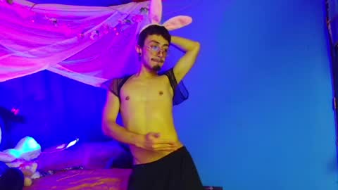 Dennis online show from April 22, 5:36 am