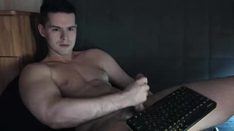 Snapshot of dennis_night chatting on October 12, 12:58 am Den online show from October 12, 12:58 am