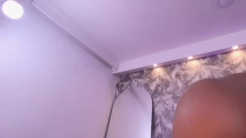 denzelrios online show from May 10, 5:03 am
