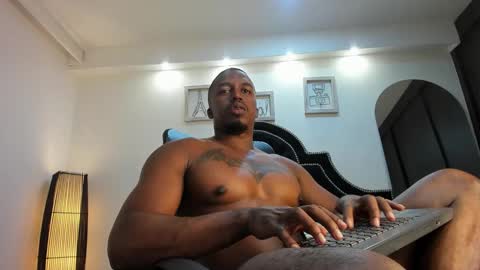 denzelrios online show from December 1, 11:14 pm