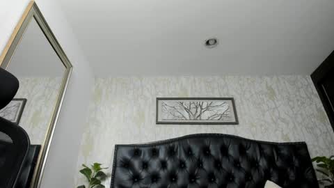 denzelrios online show from April 2, 3:58 am