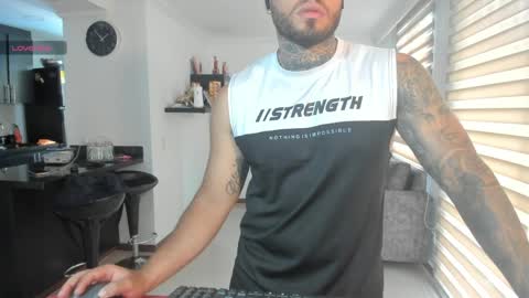 dereckgreen online show from June 2, 6:54 pm