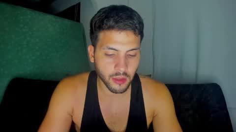 dereckhardd online show from May 9, 1:22 am