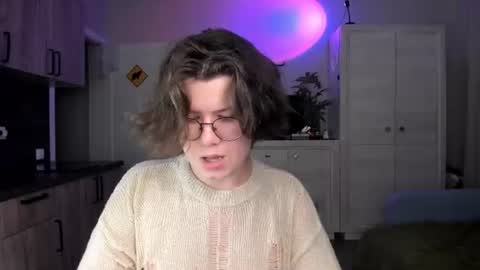 Derek online show from July 12, 9:18 pm
