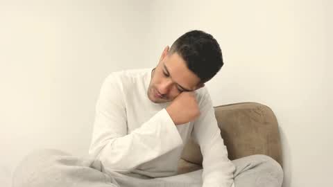 derek_vall online show from March 7, 6:35 am