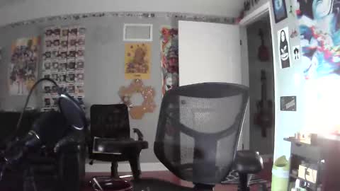 derekdings online show from January 18, 5:04 pm