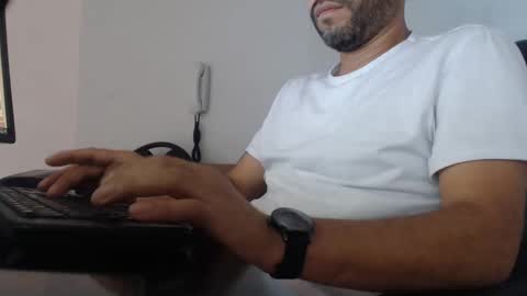     online show from December 4, 12:52 pm