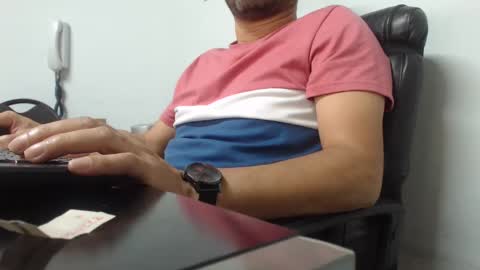     online show from December 17, 10:12 am