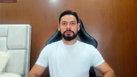 DerryBigger CM online show from October 11, 8:01 pm