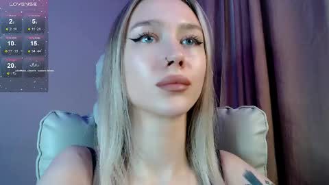 Ari online show from November 12, 5:59 pm