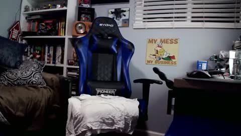 D K online show from October 9, 1:44 am