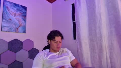 TORI AND MR. BEAR online show from October 4, 7:11 pm