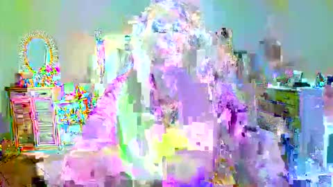 HellenMoon online show from March 31, 9:10 am