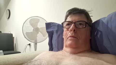 Desmon1958 online show from March 24, 7:09 pm