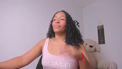 desty_y online show from February 24, 7:33 am