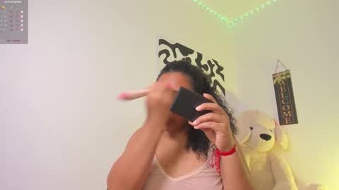 desty_y online show from December 2, 5:59 am