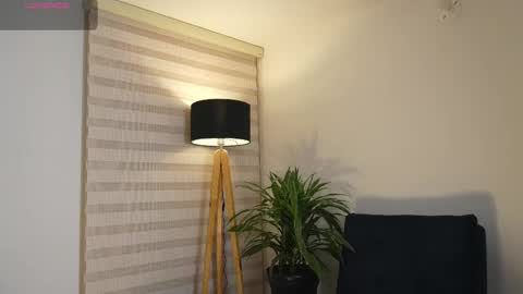 Snapshot of deus_belli chatting on October 18, 6:17 am Deus Belli online show from October 18, 6:17 am