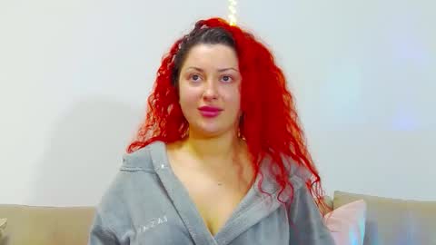 AlexaMills online show from November 25, 8:57 am