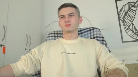 devin_ho online show from February 15, 7:39 pm