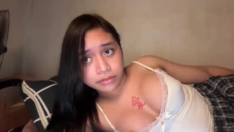 Devine Greyson online show from February 20, 7:49 pm