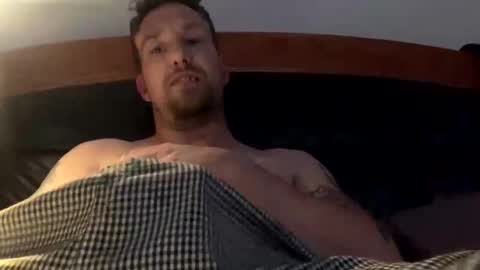 Snapshot of deviousdixk chatting on December 6, 9:05 am Auzzy Dream online show from December 6, 9:05 am