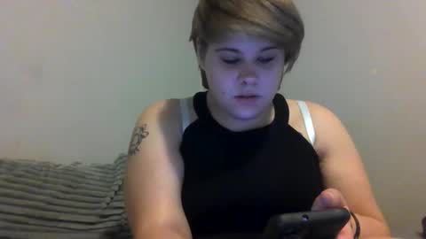 devykitten online show from November 25, 7:01 pm