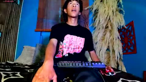 dhante_nova online show from June 30, 1:10 pm